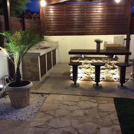 فيلة Dream House Latchi