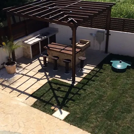 Dream House Latchi Polis