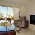 Dream House Latchi וילה