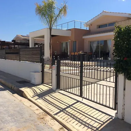 ヴィラ Dream House Latchi