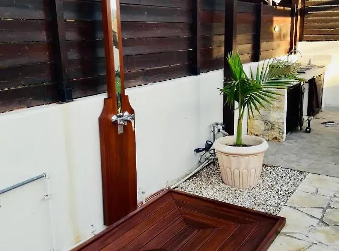 Dream House Latchi ヴィラ