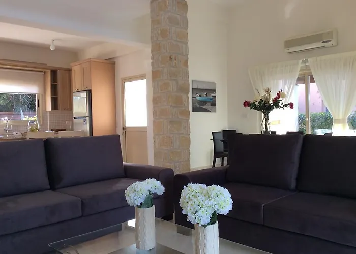 Dream House Latchi וילה *